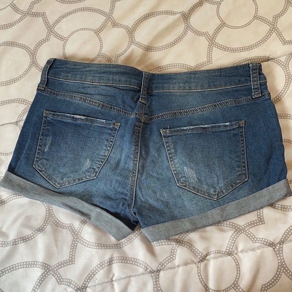 Low Rise Jean Shorts - Picture 4 of 4